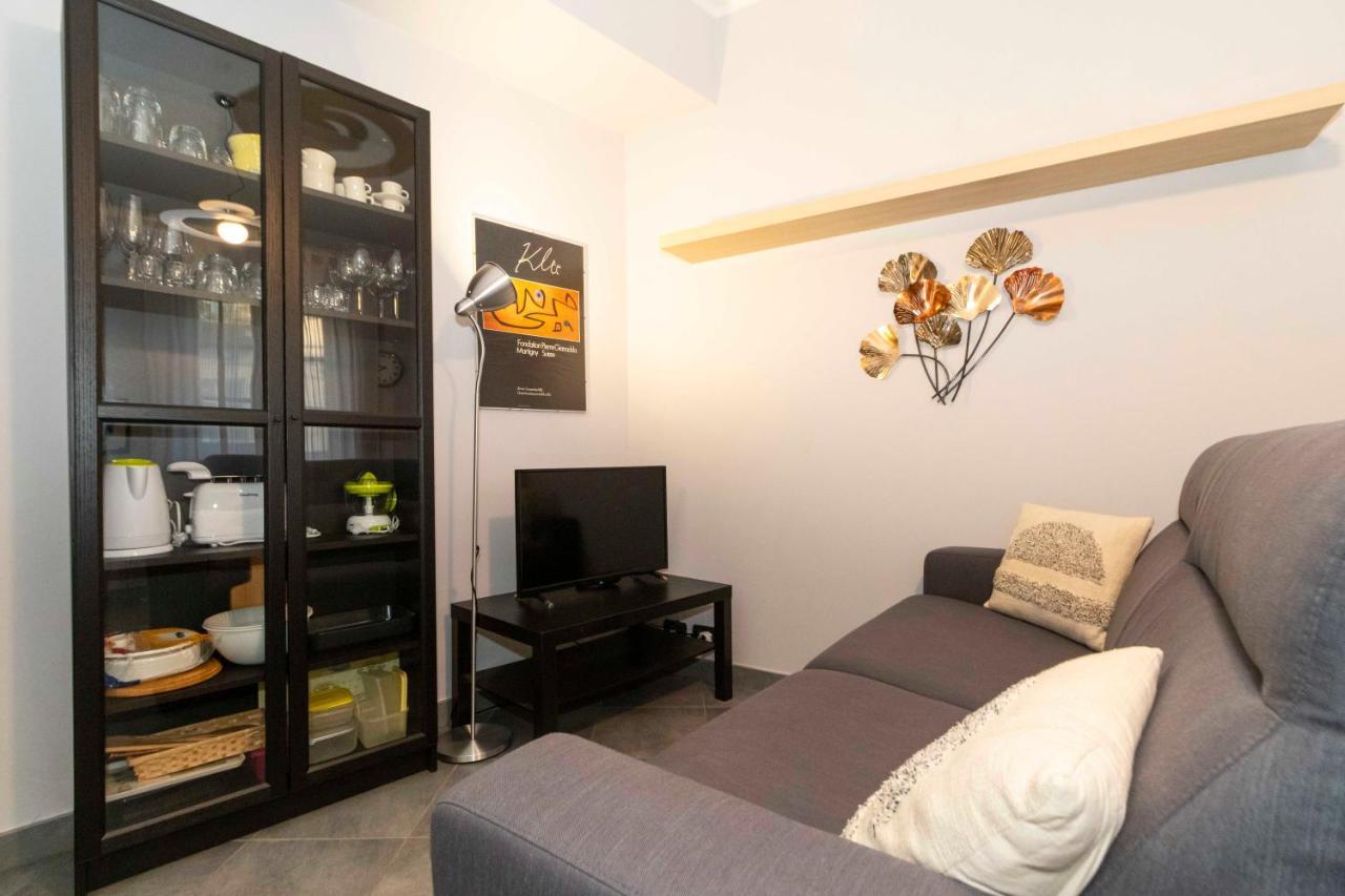 Miglietti Apt A Few Steps From Piazza Statuto! トリノ エクステリア 写真