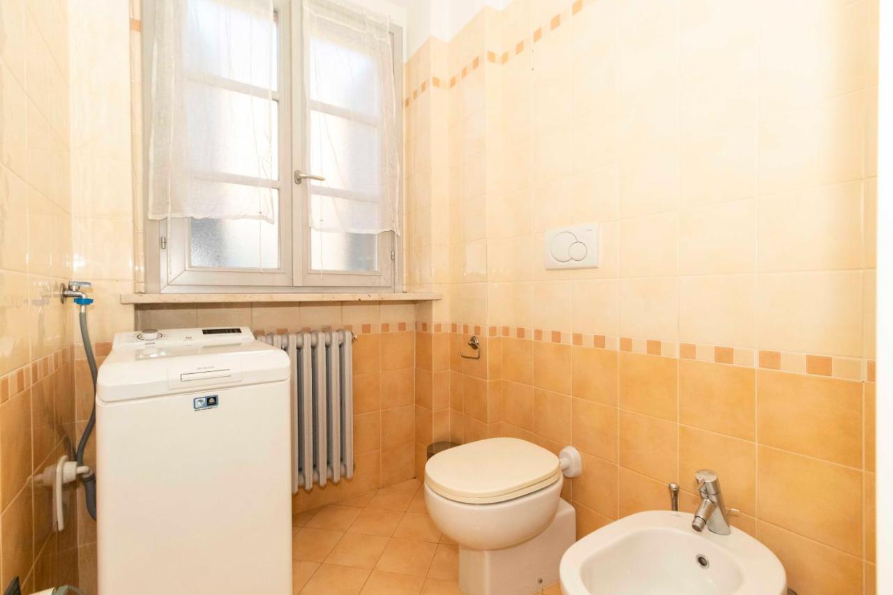 Miglietti Apt A Few Steps From Piazza Statuto! トリノ エクステリア 写真